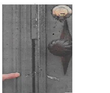 Porte avec papier collant