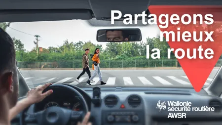 Affiche "Partageons mieux la route" de l'AWSR.
