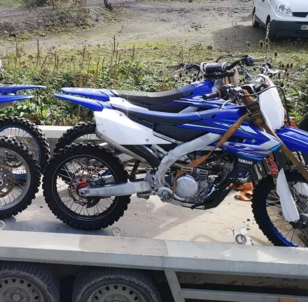Moto 1