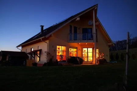 Maison éclairés soleil couchant