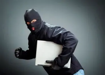 Diefstal laptop/Vol laptop