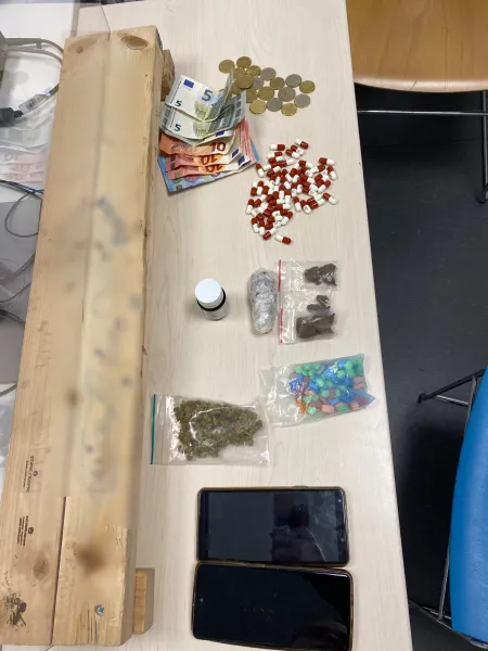 Drugs gevonden op hem