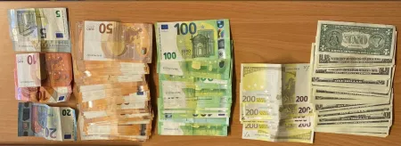 saisie de billets dans le cadre des perquisitions