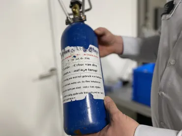 fles lachgas