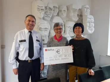 Politiekorps Zaventem schenkt 1.200 € aan “Een hart voor ALS”