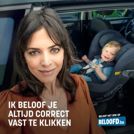 kinderen in auto