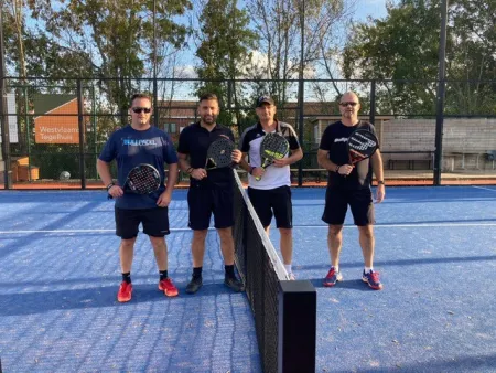 Groepsfoto padel 1