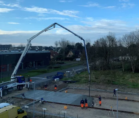 Werken naast het politiehuis 