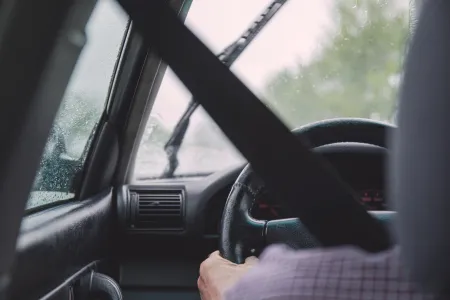 rijden in een auto 