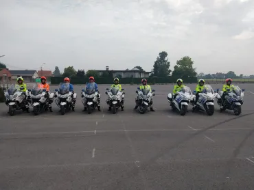 Groepsfoto motorrijders 
