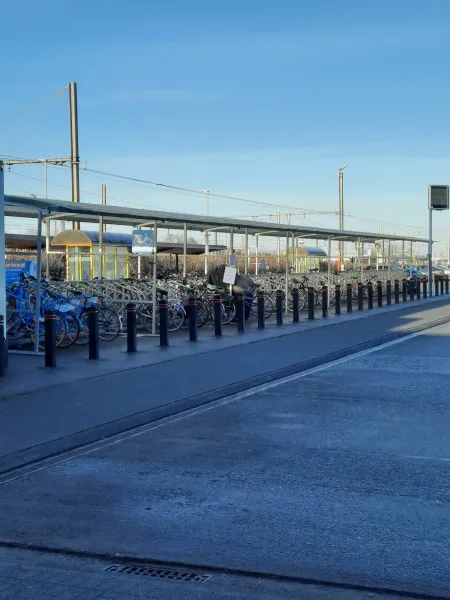 Fietsenstalling Landen