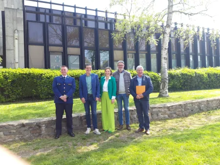 Foto bestuur aan het voormalige RAC