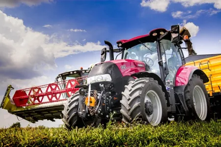 tractor