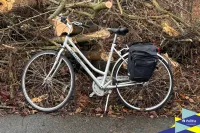 Damesfiets achtergelaten in Sint-Maria-Aalter - Referentienr. IV12110