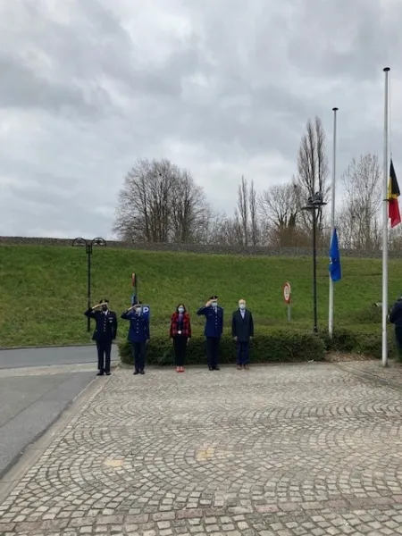 Herdenking aanslagen 22 maart 2016 met burgemeester, brandweercommandant, korpschef en algemeen directeur AZ Oudenaarde