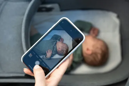 « Sharenting » : attention aux pédophiles lorsque vous partagez des photos de vos enfants ! 