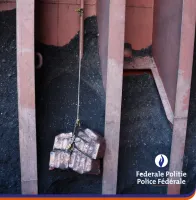 24 kg cocaïne aangetroffen in kolenschip in North Sea Port Gent 