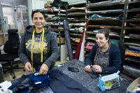 Un véritable uniforme de policier pour notre Manneken-Pis