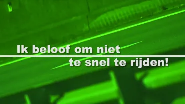 Kijk Uit: Ik beloof om niet te snel te rijden! 