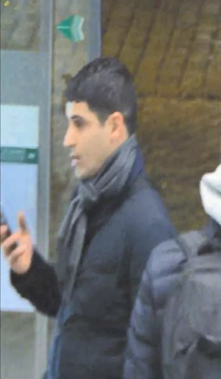 Spoorwegpolitie : Diefstal van een tas aan een kerstboom