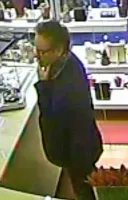 Oplichting : identiteitsdiefstal en diefstal                      