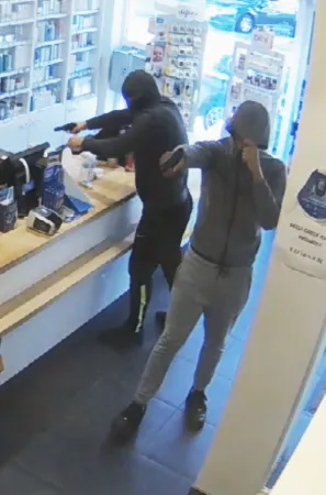 3 gewapende overvallen gelinkt aan dezelfde daders in Antwerpen