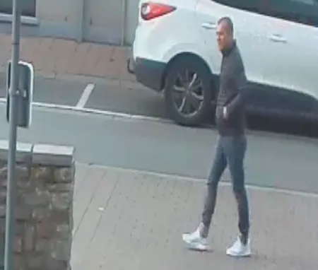 Vol de carte de banque et fraude informatique à Grammont 