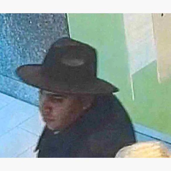 Vol par ruse d’une carte de banque et fraude informatique  